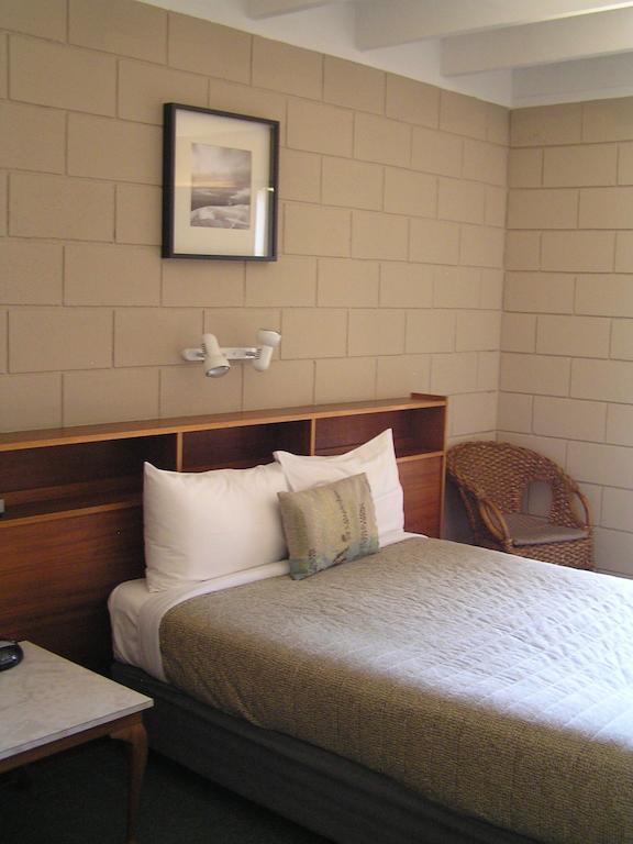Dongara Old Mill Motel Room photo