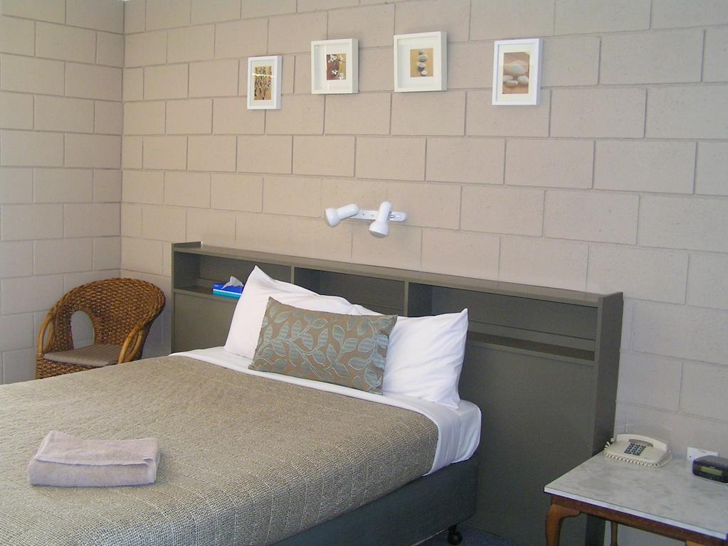 Dongara Old Mill Motel Room photo